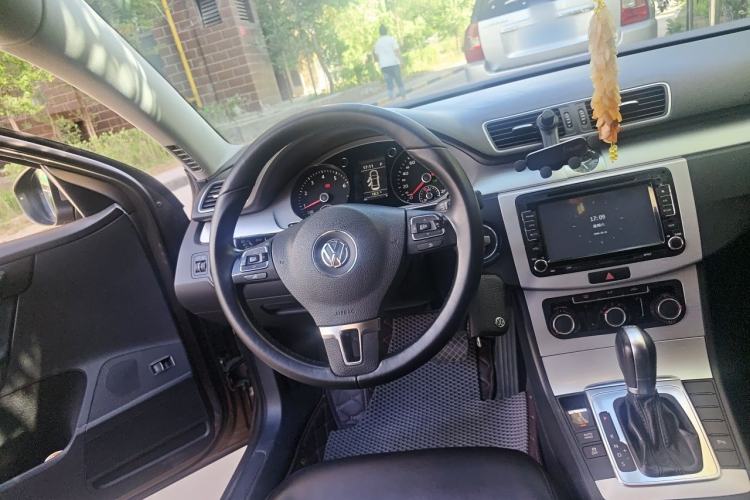Used Volkswagen Magotan 2013 1.8TSI Premier Model Steering Wheel