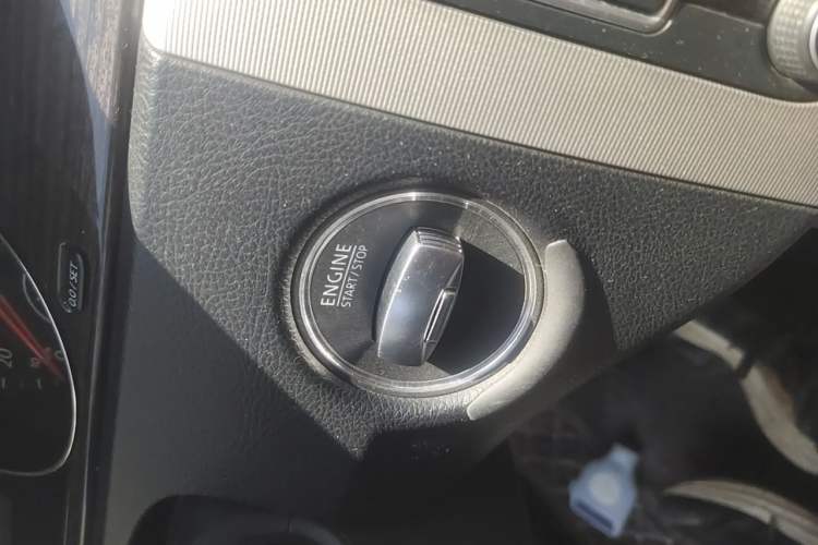 Used Volkswagen Magotan 2013 2.0 TSI Prestige Model Vehicle Key