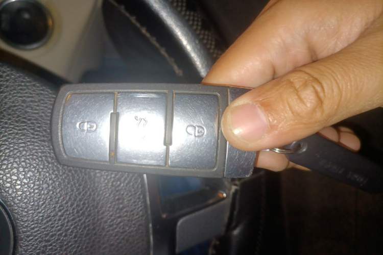 Used Volkswagen Magotan 2013 1.8TSI Luxury Model Vehicle Key