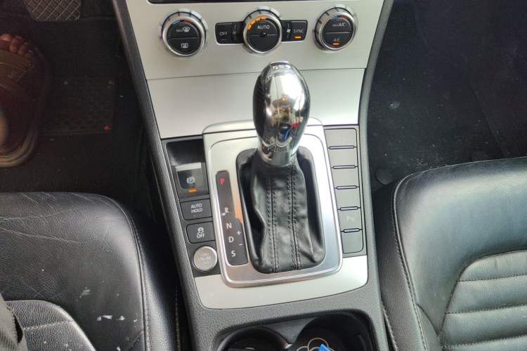 Used Volkswagen Magotan 2013 1.8TSI Luxury Model Gear Lever
