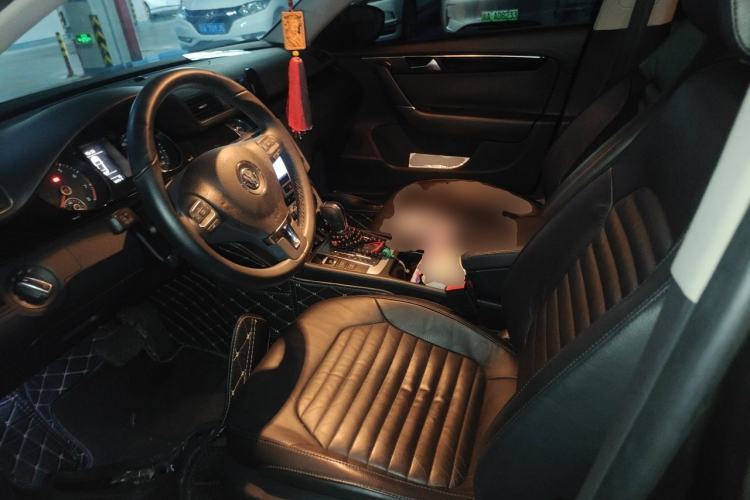Used Volkswagen Magotan 2013 1.8TSI Luxury Model Left Front Seat