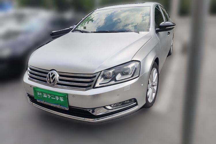 Used Volkswagen Magotan 2013 2.0 TSI Prestige Model Guazi used car, China used car export, Used car for sale, Used  cars, Cheapest cars for sale