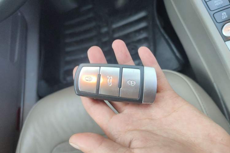 Used Volkswagen Magotan 2013 2.0 TSI Prestige Model Vehicle Key