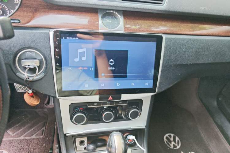 Used Volkswagen Magotan 2013 1.8TSI Luxury Model Audio And AC Panel