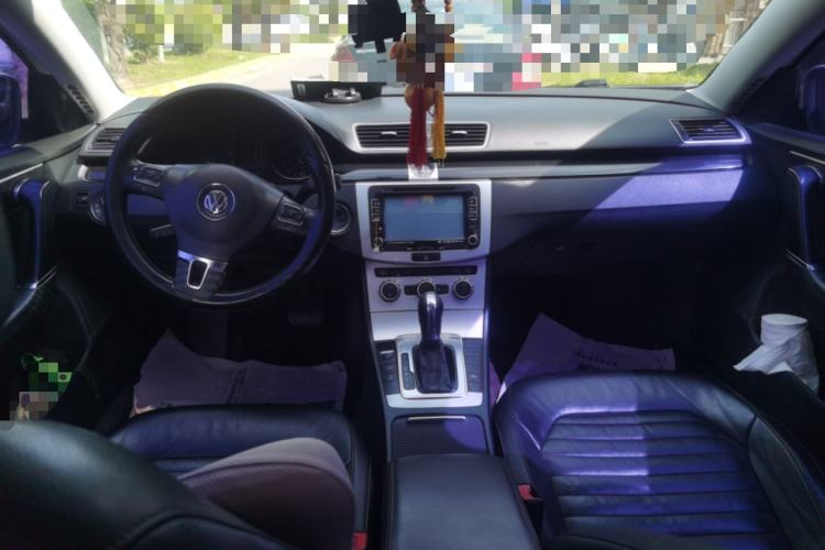 Used Volkswagen Magotan 2013 1.8TSI Luxury Model Center Console