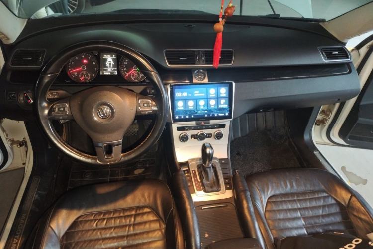 Used Volkswagen Magotan 2013 1.8TSI Luxury Model Center Console