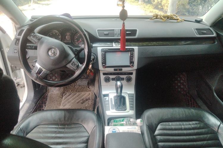Used Volkswagen Magotan 2013 1.8TSI Luxury Model Center Console