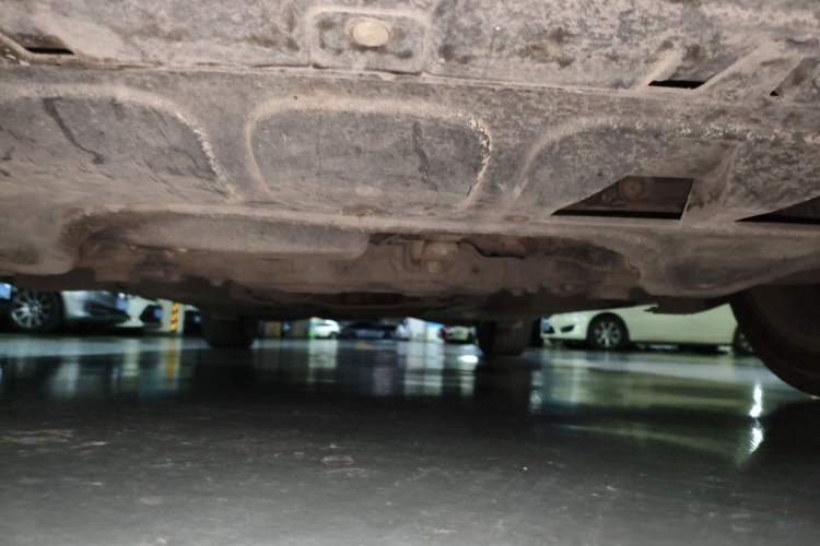 Used Volkswagen Magotan 2013 1.8TSI Prestige Model Chassis Front