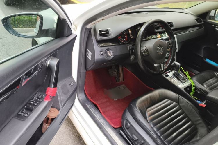 Used Volkswagen Magotan 2013 1.8TSI Luxury Model Driver Seat