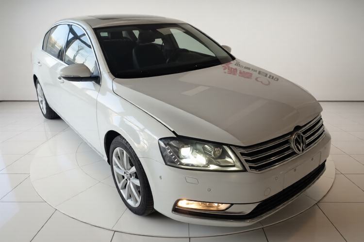 Used Volkswagen Magotan 2013 2.0 TSI Prestige Model Exterior 1