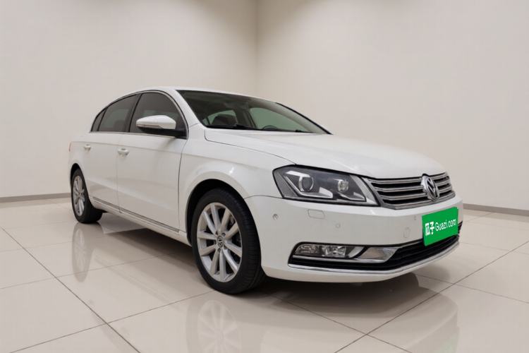 Used Volkswagen Magotan 2013 2.0 TSI Ultimate Model Exterior 2