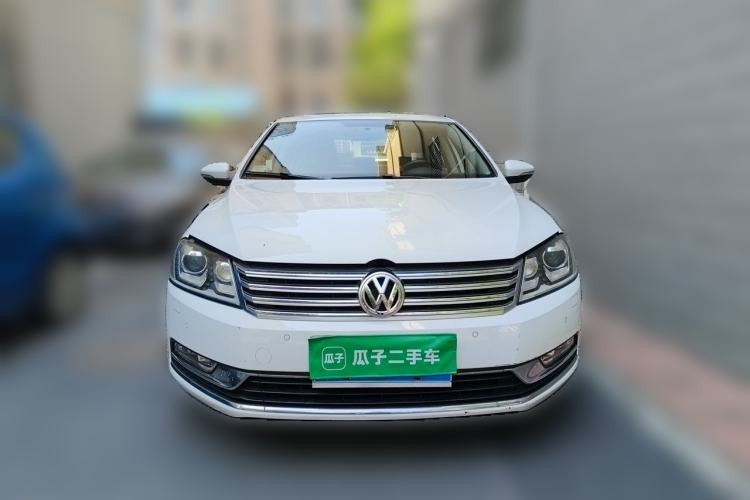 Used Volkswagen Magotan 2013 2.0 TSI Luxury Model Front