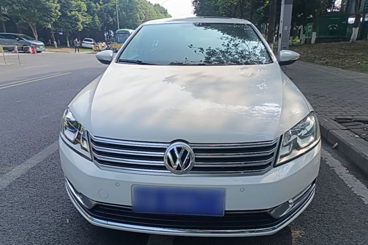 Used Volkswagen Magotan 2013 2.0 TSI Luxury Model Front