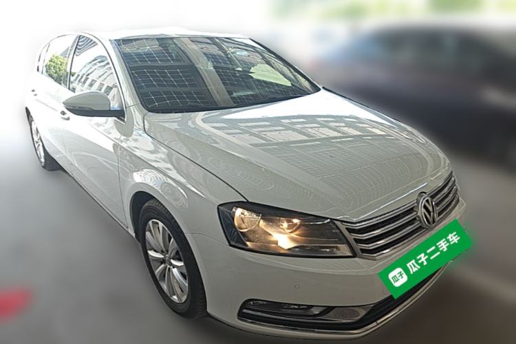 Used Volkswagen Magotan 2013 1.8TSI Premier Model Front Right 45 Deg
