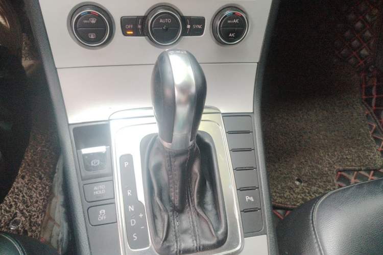 Used Volkswagen Magotan 2013 1.8TSI Luxury Model Gear Lever