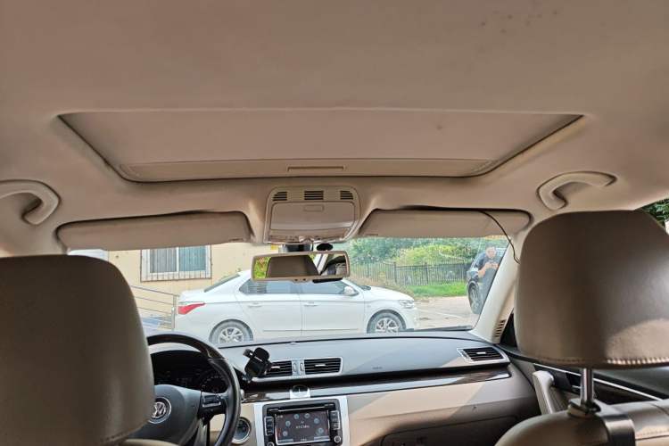 Used Volkswagen Magotan 2013 1.8TSI Prestige Model Headliner