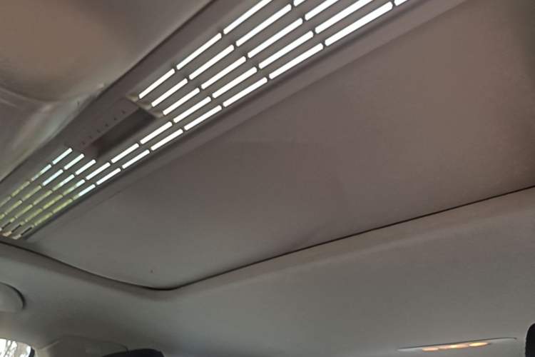 Used Volkswagen Magotan 2013 2.0 TSI Luxury Model Headliner