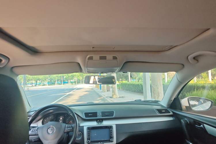 Used Volkswagen Magotan 2013 1.8TSI Premier Model Headliner