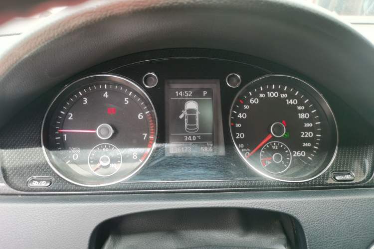 Used Volkswagen Magotan 2013 1.8TSI Luxury Model Instrument Cluster