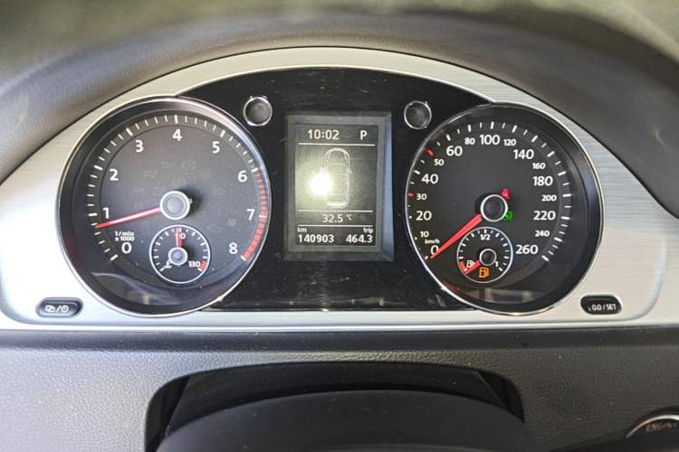 Used Volkswagen Magotan 2013 1.8TSI Premier Model Instrument Cluster