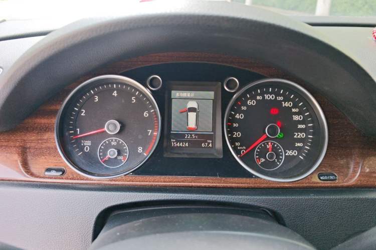 Used Volkswagen Magotan 2013 1.8TSI Luxury Model Instrument Cluster