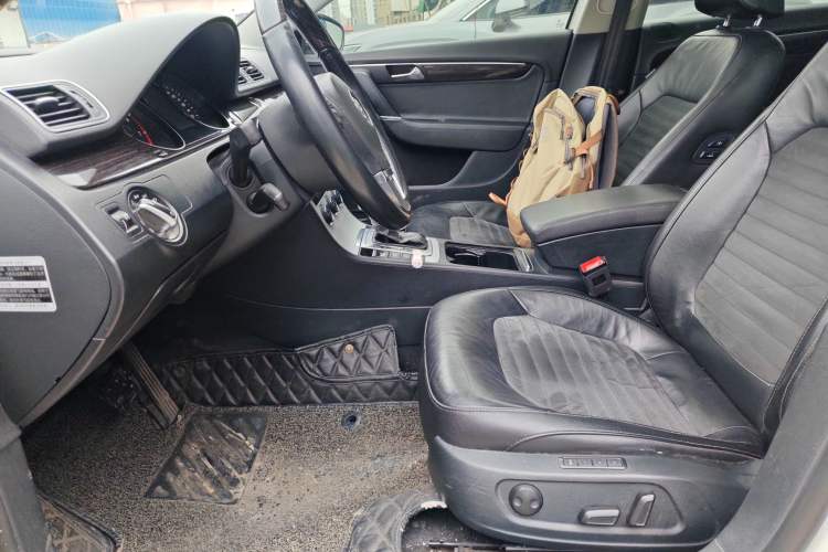 Used Volkswagen Magotan 2013 2.0 TSI Ultimate Model Left Front Seat