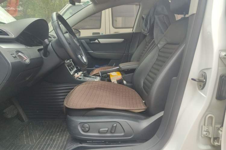 Used Volkswagen Magotan 2013 1.8TSI Premier Model Left Front Seat