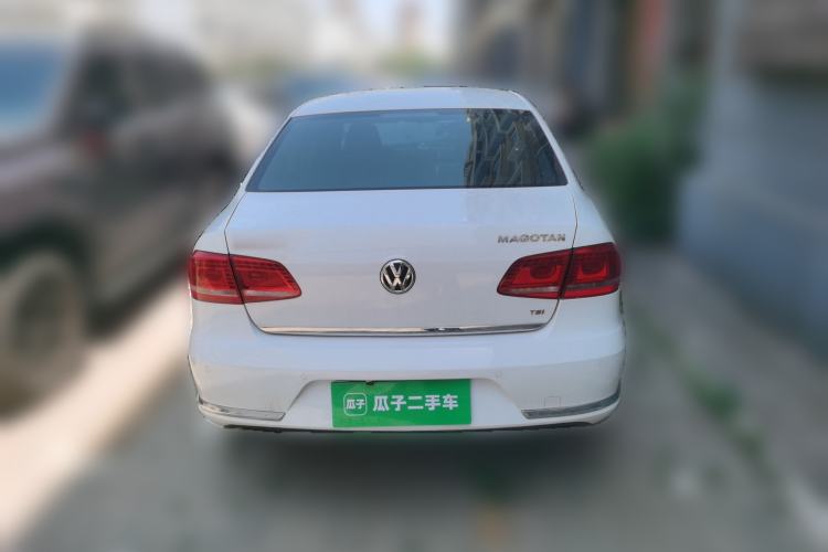 Used Volkswagen Magotan 2013 1.8TSI Luxury Model Rear