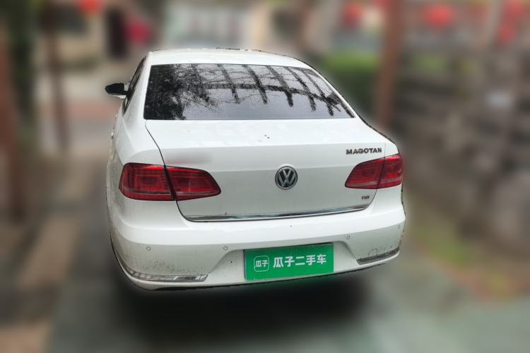 Used Volkswagen Magotan 2013 2.0 TSI Prestige Model Rear