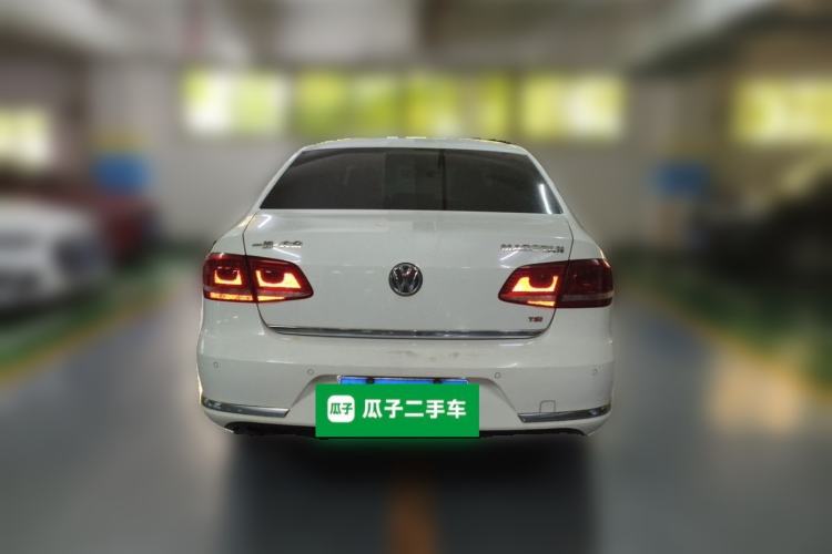 Used Volkswagen Magotan 2013 1.8TSI Prestige Model Rear