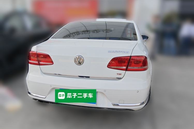 Used Volkswagen Magotan 2013 2.0 TSI Prestige Model Rear