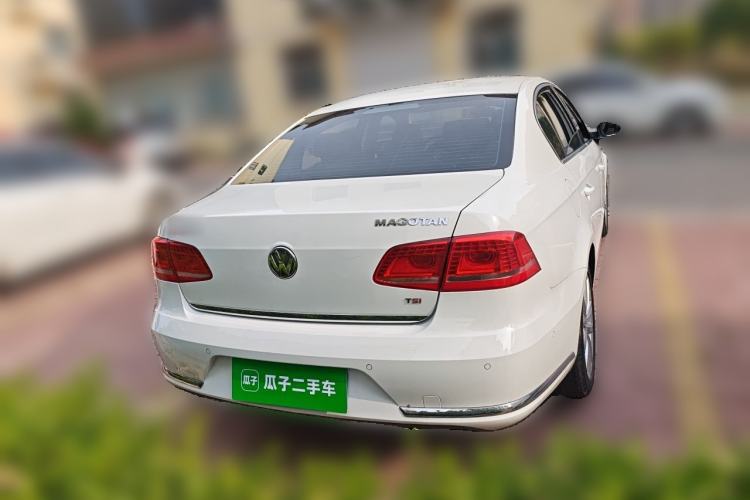 Used Volkswagen Magotan 2013 1.8TSI Prestige Model Rear