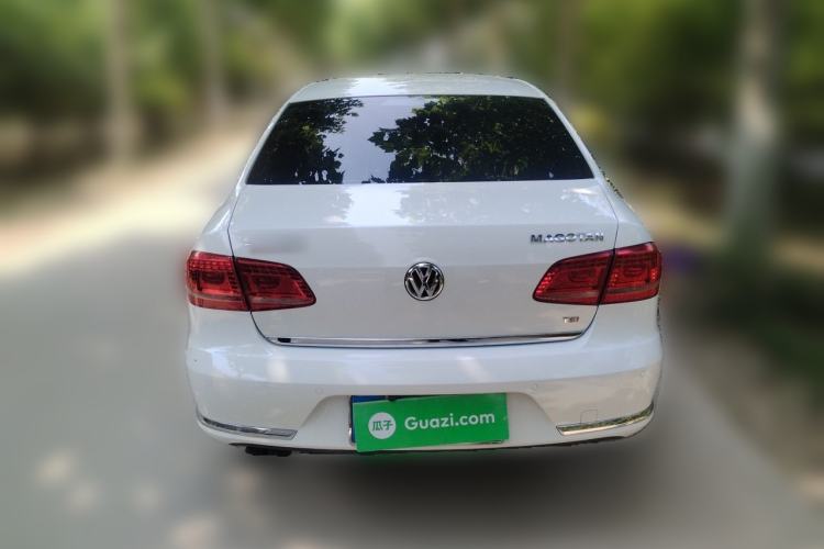 Used Volkswagen Magotan 2013 1.8TSI Luxury Model Rear