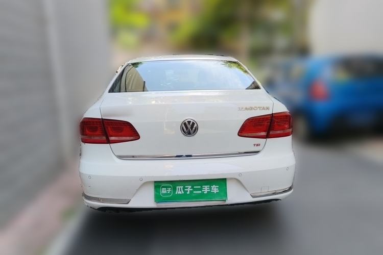 Used Volkswagen Magotan 2013 2.0 TSI Luxury Model Rear