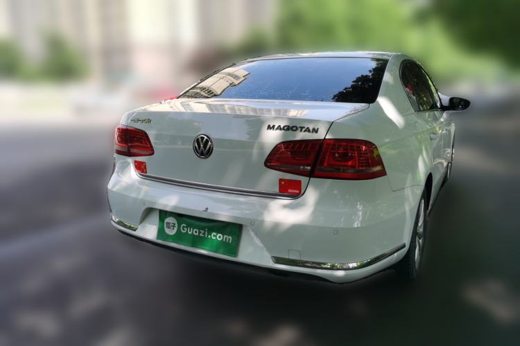 Used Volkswagen Magotan 2013 1.8TSI Luxury Model Rear Right 45 Deg