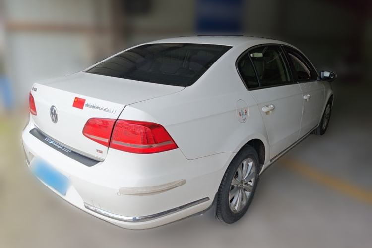 Used Volkswagen Magotan 2013 1.8TSI Premier Model Rear Right 45 Deg