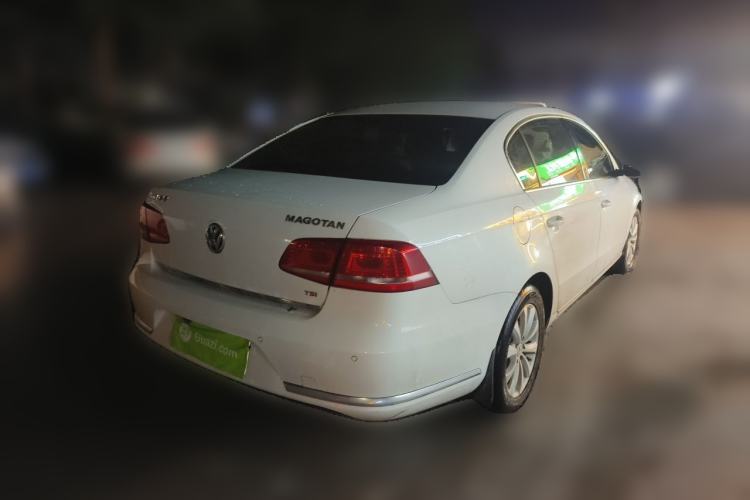 Used Volkswagen Magotan 2013 1.8TSI Premier Model Rear Right 45 Deg