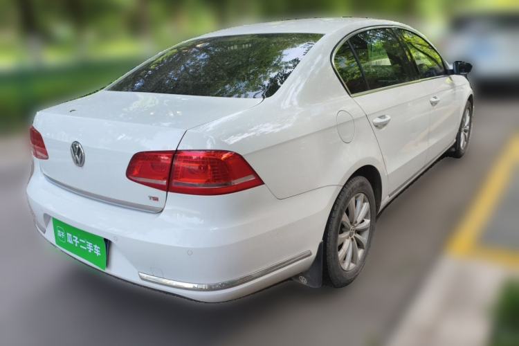 Used Volkswagen Magotan 2013 1.8TSI Luxury Model Rear Right 45 Deg