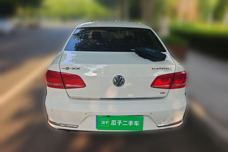 Used Volkswagen Magotan 2013 1.8TSI Premier Model Rear
