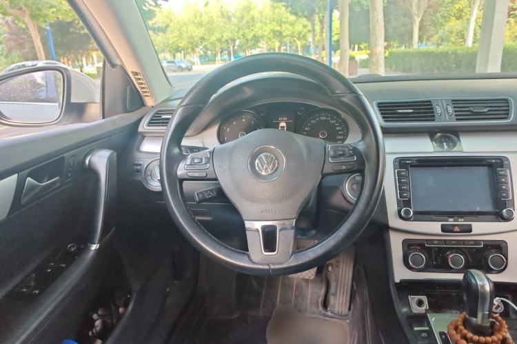 Used Volkswagen Magotan 2013 1.8TSI Premier Model Steering Wheel