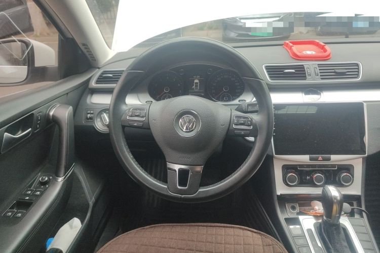 Used Volkswagen Magotan 2013 1.8TSI Premier Model Steering Wheel