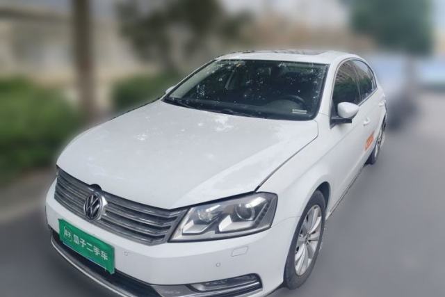 Ojetý Volkswagen Magotan 2013 1.8TSI Luxury Model