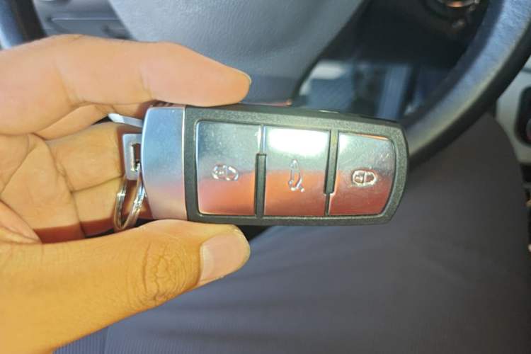 Used Volkswagen Magotan 2013 1.8TSI Premier Model Vehicle Key