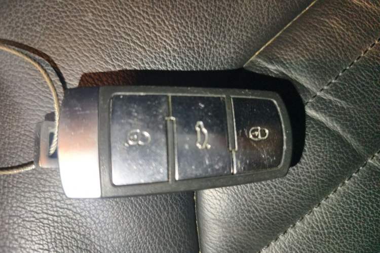 Used Volkswagen Magotan 2013 1.8TSI Luxury Model Vehicle Key