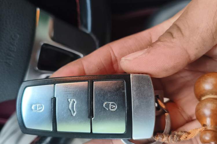 Used Volkswagen Magotan 2013 1.8TSI Luxury Model Vehicle Key