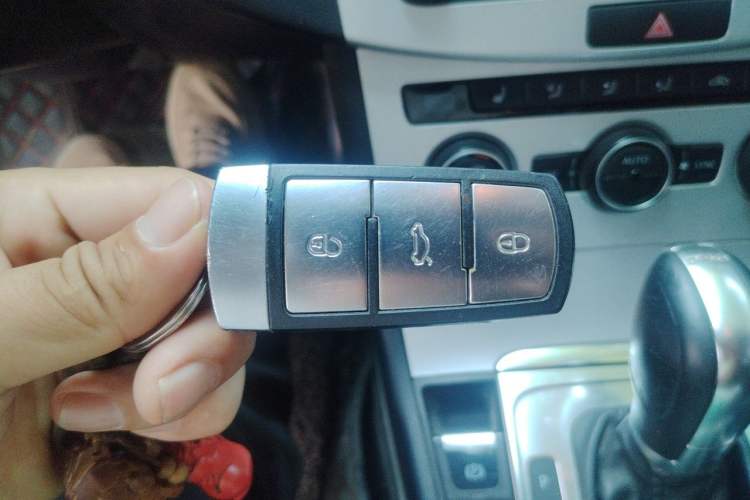 Used Volkswagen Magotan 2013 1.8TSI Luxury Model Vehicle Key