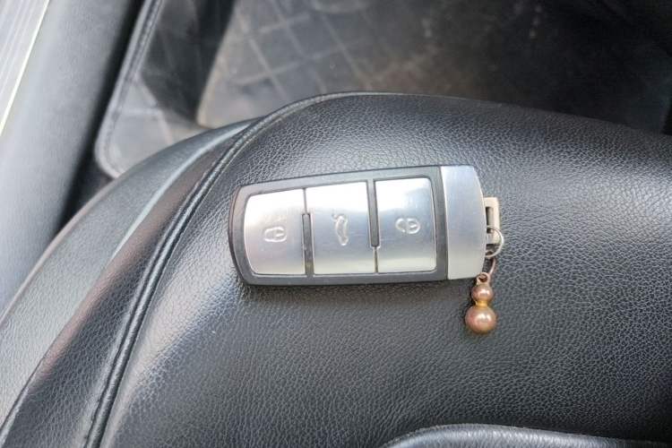 Used Volkswagen Magotan 2013 2.0 TSI Luxury Model Vehicle Key