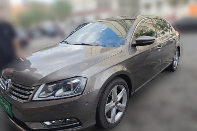 Ojetý Volkswagen Magotan 2013 2.0 TSI Prestige Model