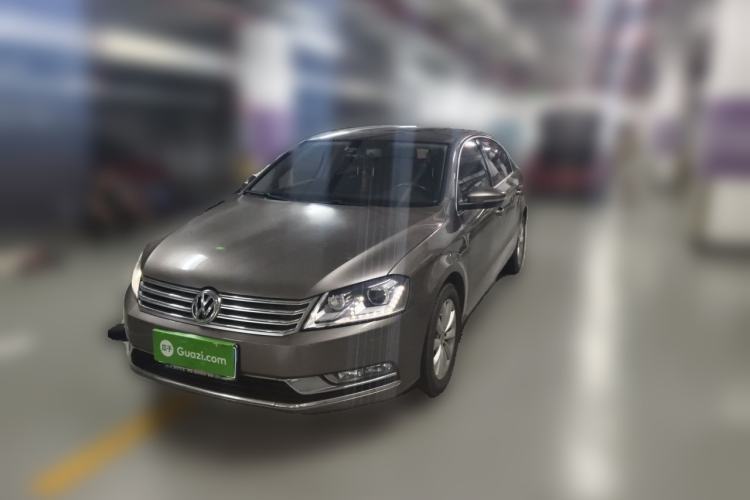 Used Volkswagen Magotan 2013 1.8TSI Luxury Model Guazi used car, China used car export, Used car for sale, Used  cars, Cheapest cars for sale