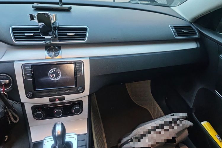 Used Volkswagen Magotan 2013 1.8TSI Premier Model Audio And AC Panel